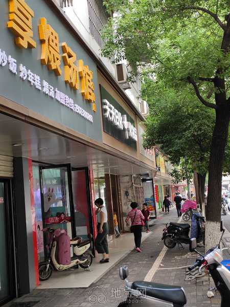 市中心广场东路双门面旺铺亏本转 南昌店面转让